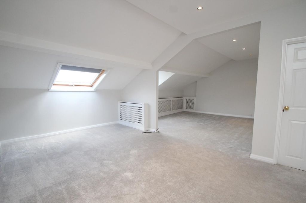 Property photo 2 of 9 0 General