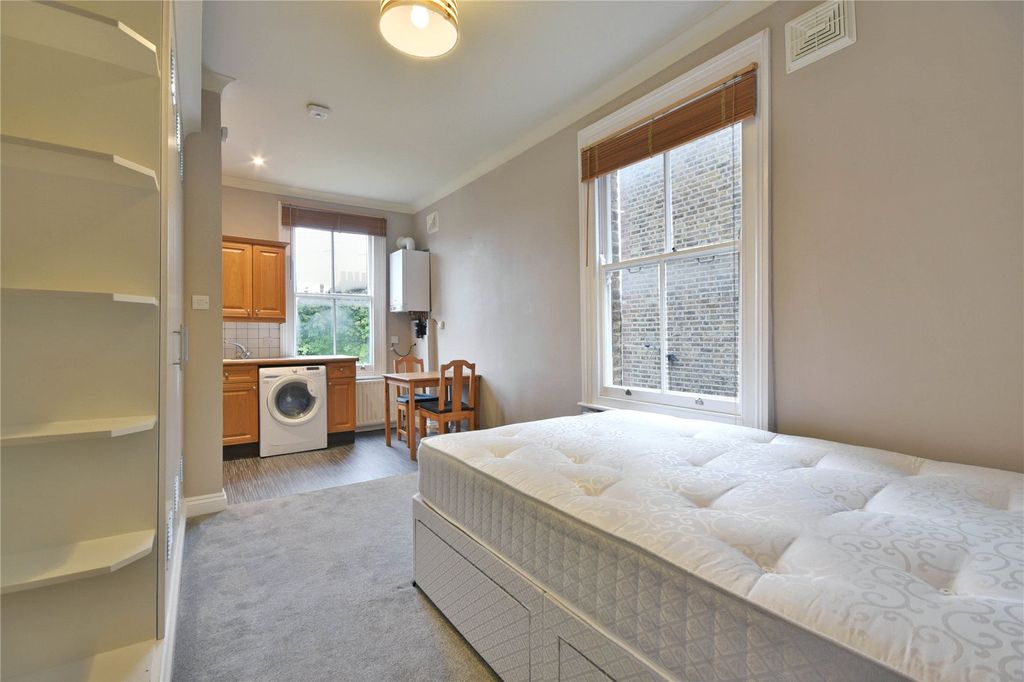 Property photo 2 of 9 Picture No. 37