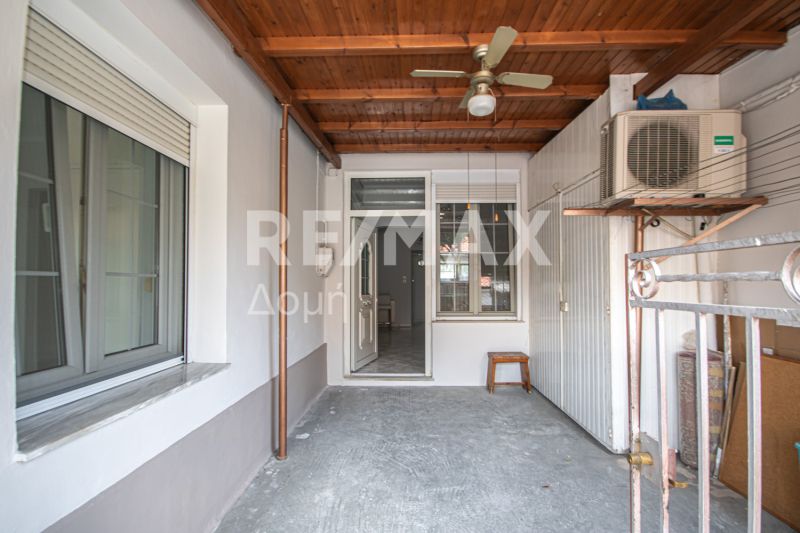 Property photo 3 of 23