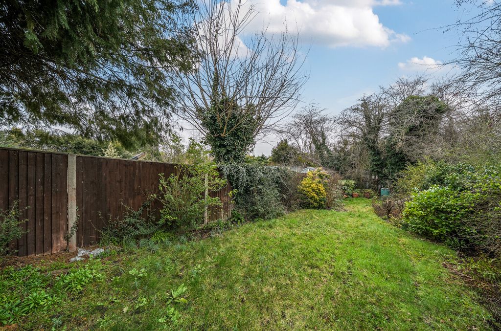 Property photo 2 of 20 1415931-5-6995ce3...