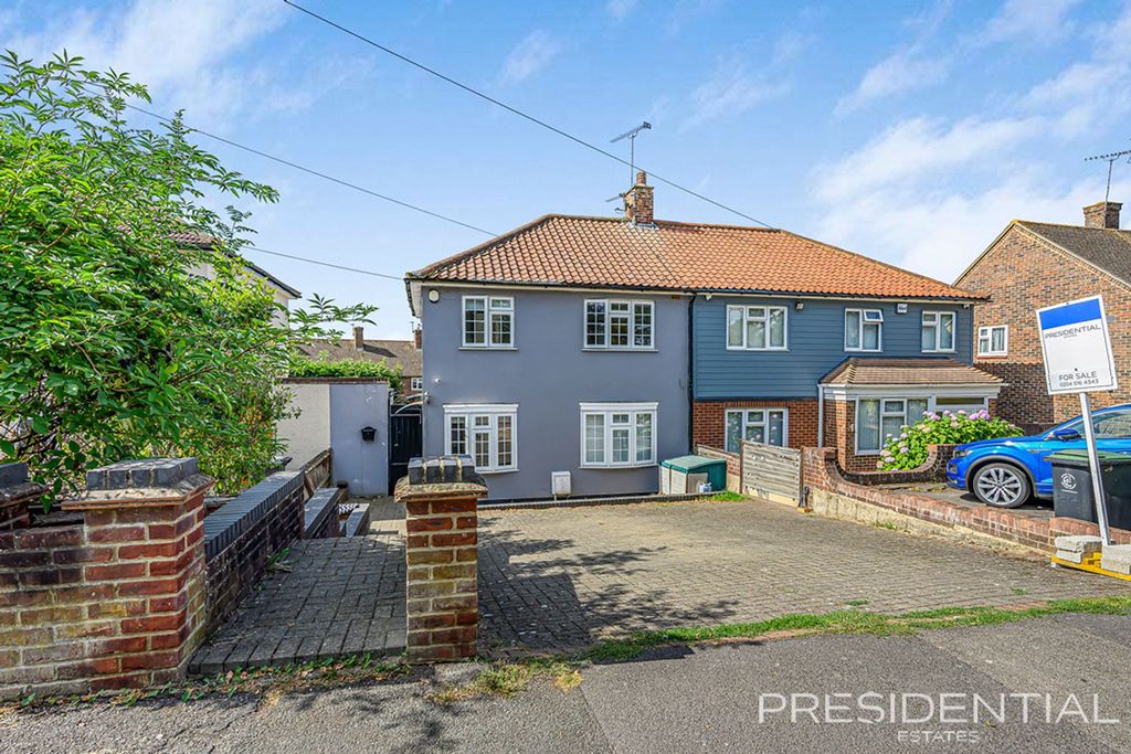 Property photo 1 of 30