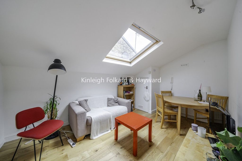 Property photo 2 of 8 Picture No. 09