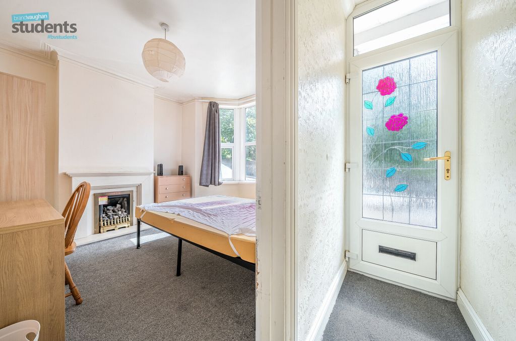 Property photo 2 of 11 Db420704-2Dfd-41E...