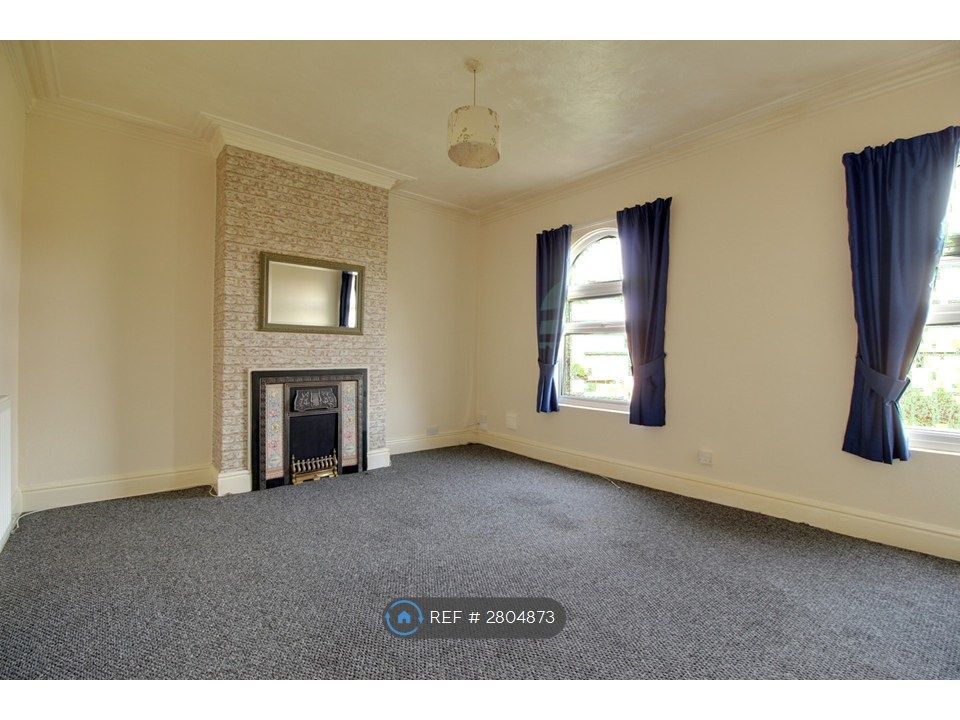 Property photo 1 of 6 Lounge