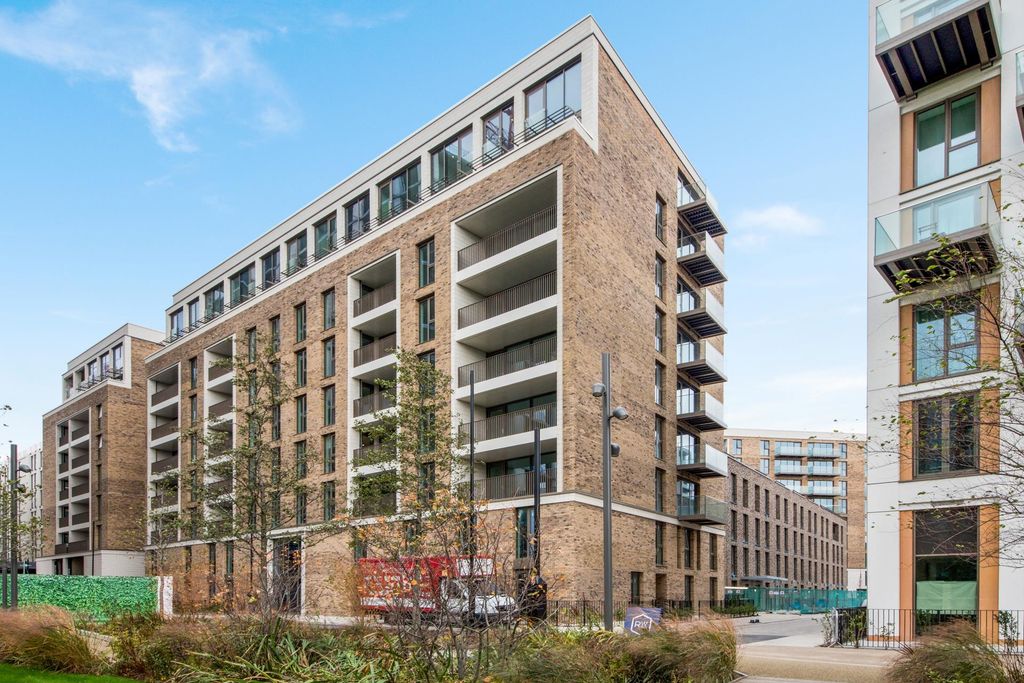 Property photo 1 of 9