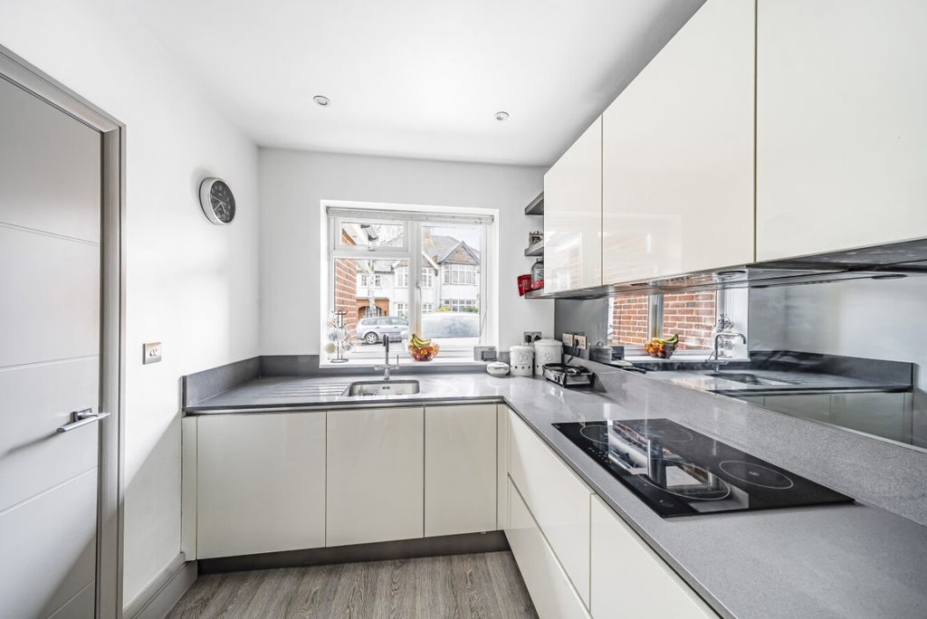 Property photo 1 of 15 1110086 (5)
