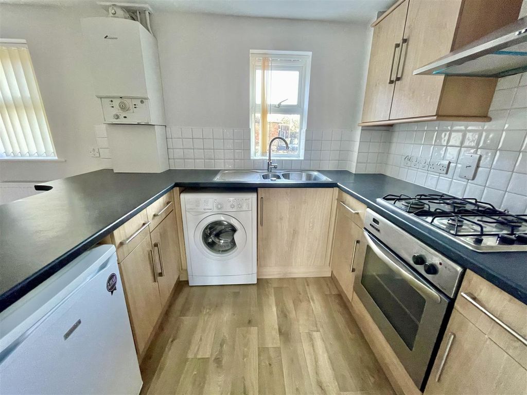 Property photo 2 of 10 Img_8380.Jpg