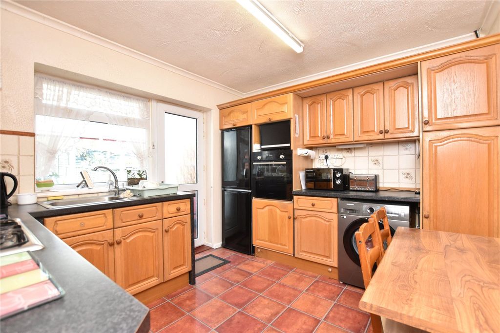 Property photo 3 of 14 Picture No. 08