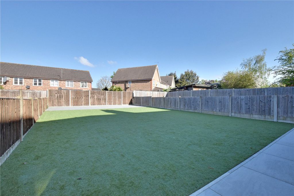 Property photo 2 of 18 Picture No. 21