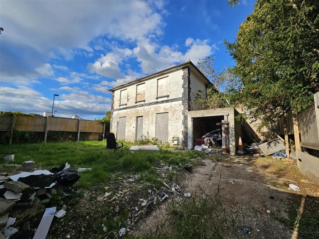 Property photo 3 of 20