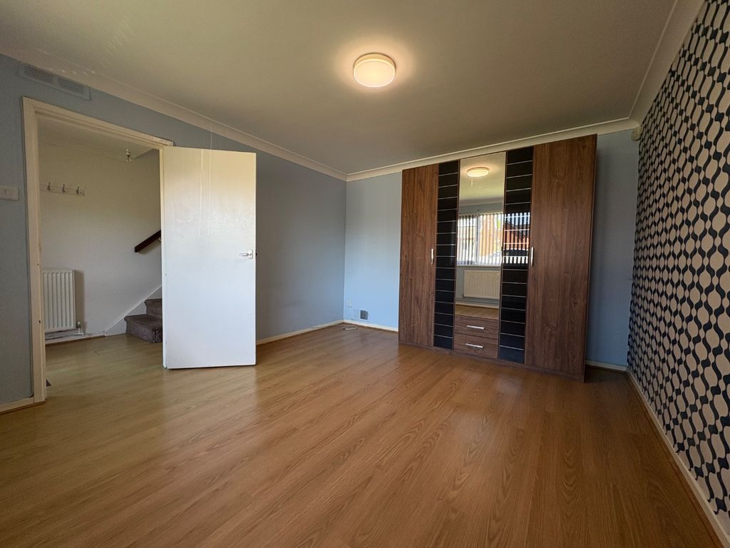 Property photo 3 of 10 4365314