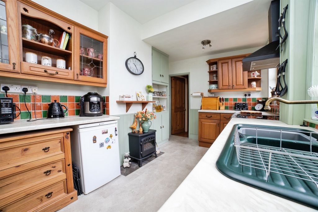 Property photo 3 of 30