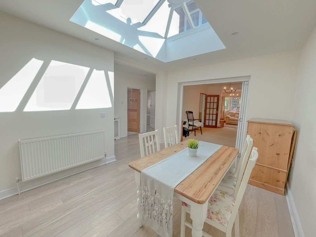 Property photo 1 of 17 Dining Room