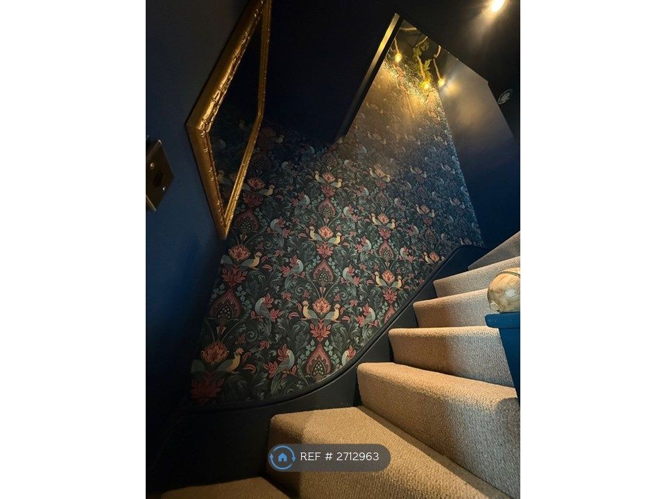 Property photo 3 of 25