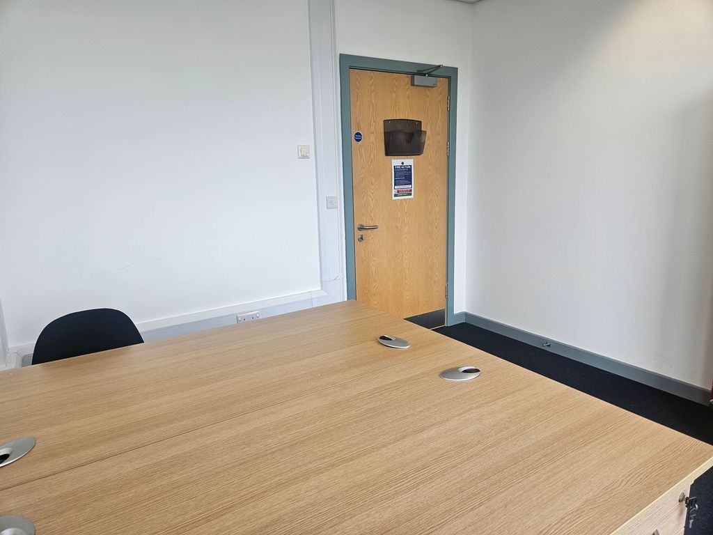 Property photo 3 of 7