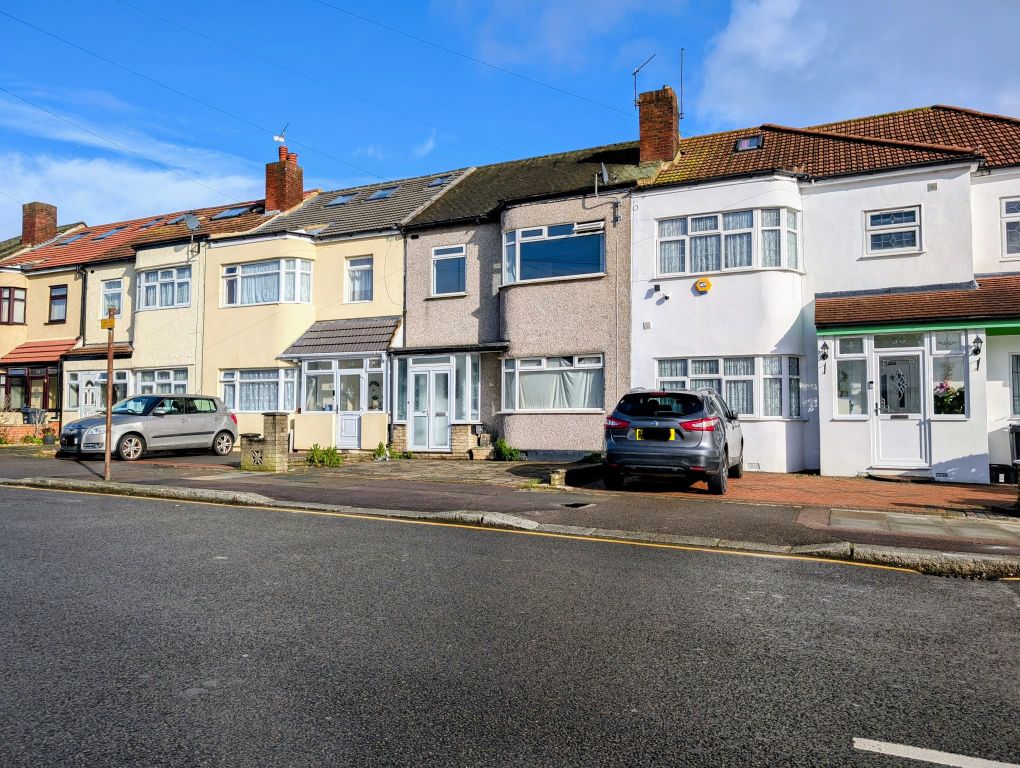 Property photo 1 of 11 Front