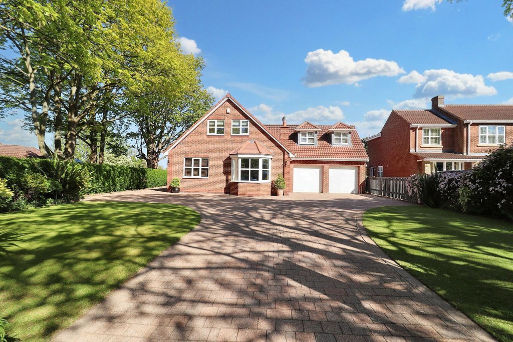 Property photo 1 of 46