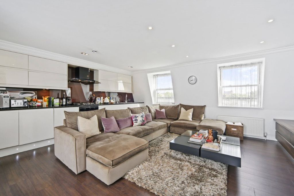 Property photo 3 of 9 Picture No. 05