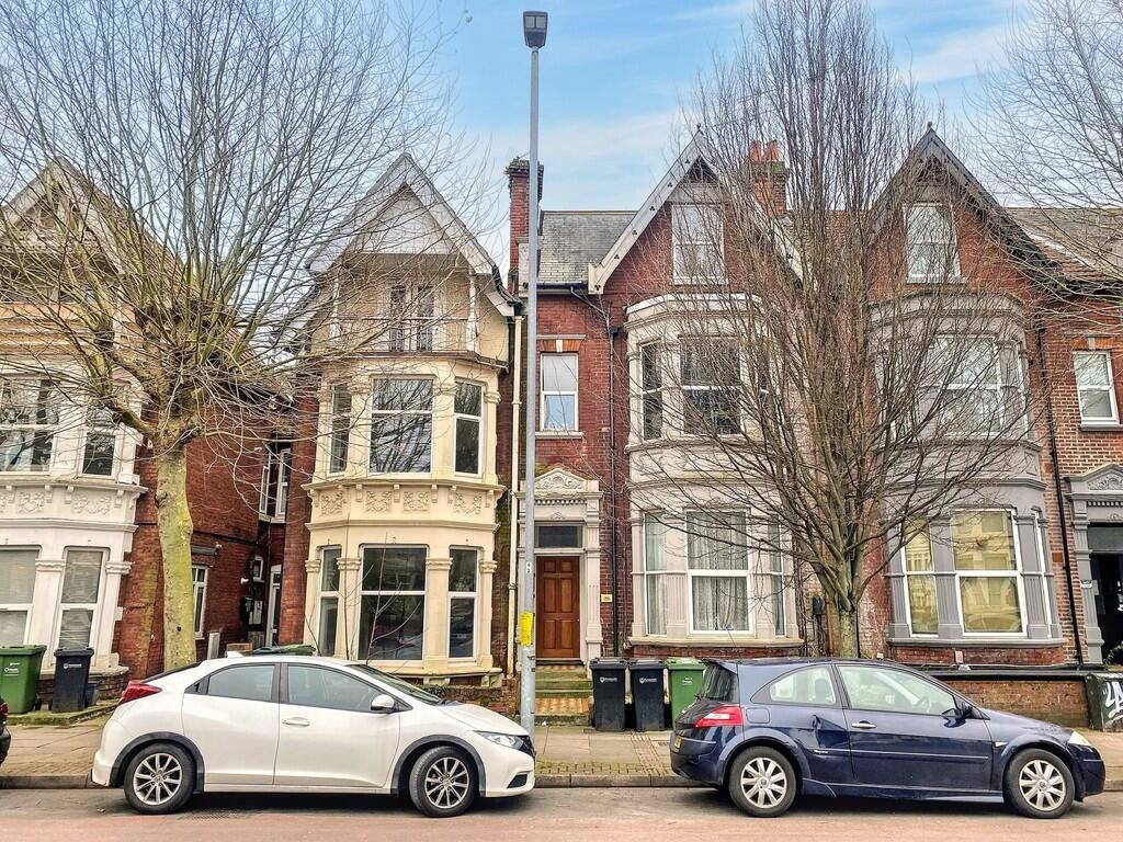 Property photo 1 of 1