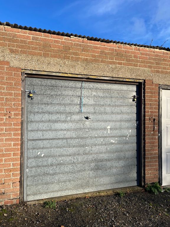 Property photo 1 of 3