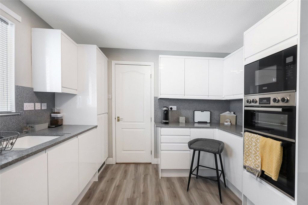 Additional image 8 of 3 bed flat for saleBowen Craig, Largs, North Ayrshire KA30