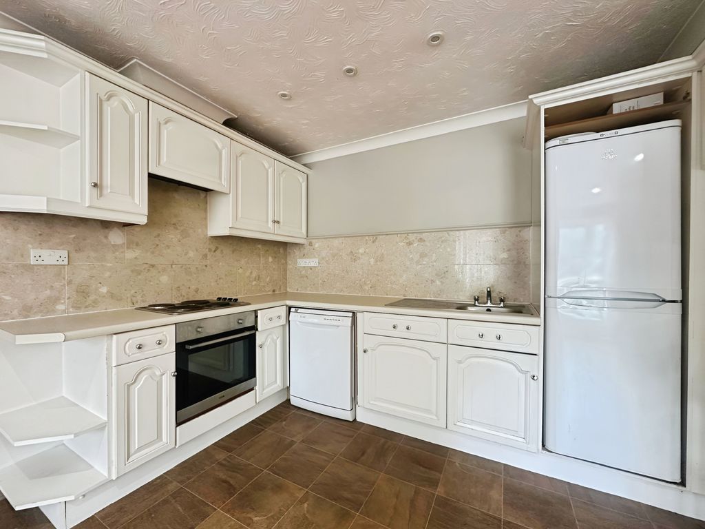 Property photo 2 of 5