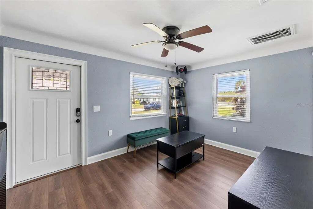 Property photo 3 of 20 <Alttext/>