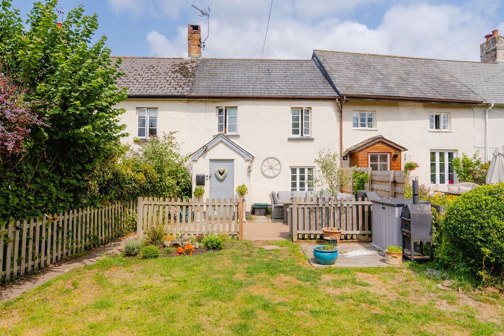 Property photo 1 of 24