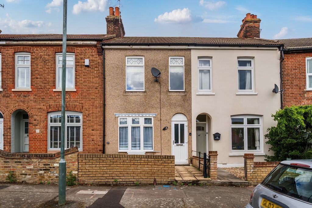 Property photo 1 of 17 External