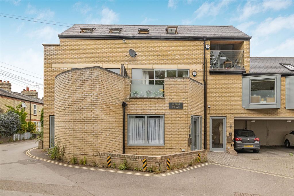 Property photo 1 of 14 2_83596.Jpg