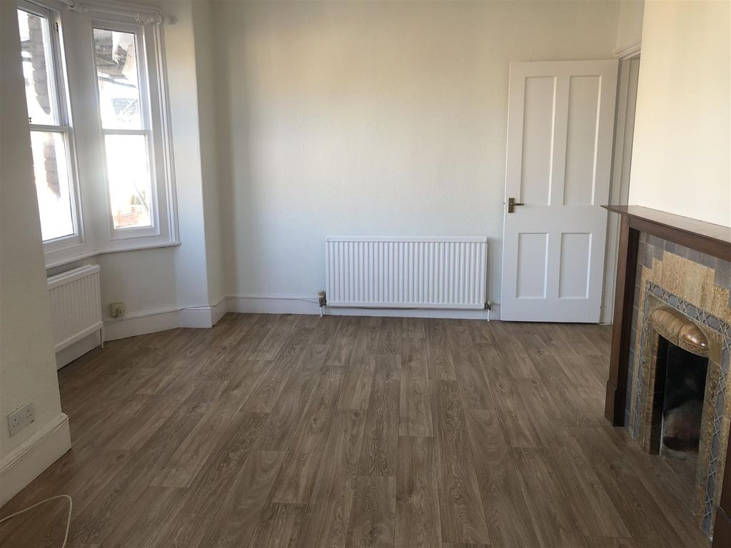 Property photo 2 of 12 Img_3730.Jpg