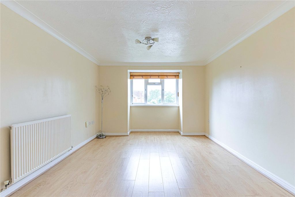 Property photo 2 of 15 Picture No. 06
