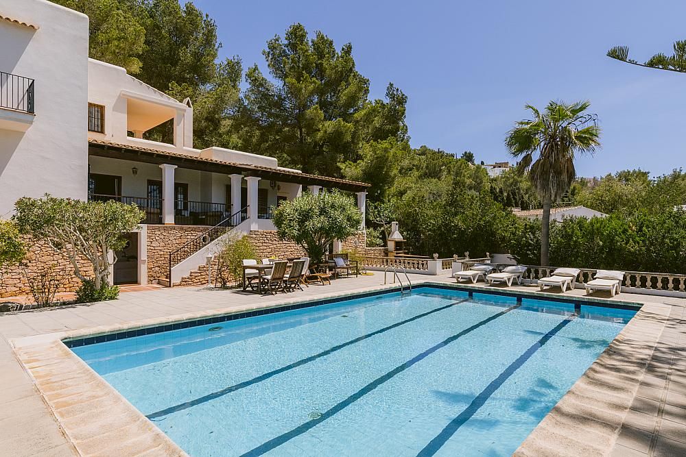 Property photo 1 of 27 Villa With Tourist Licence For Sale In Ibiza