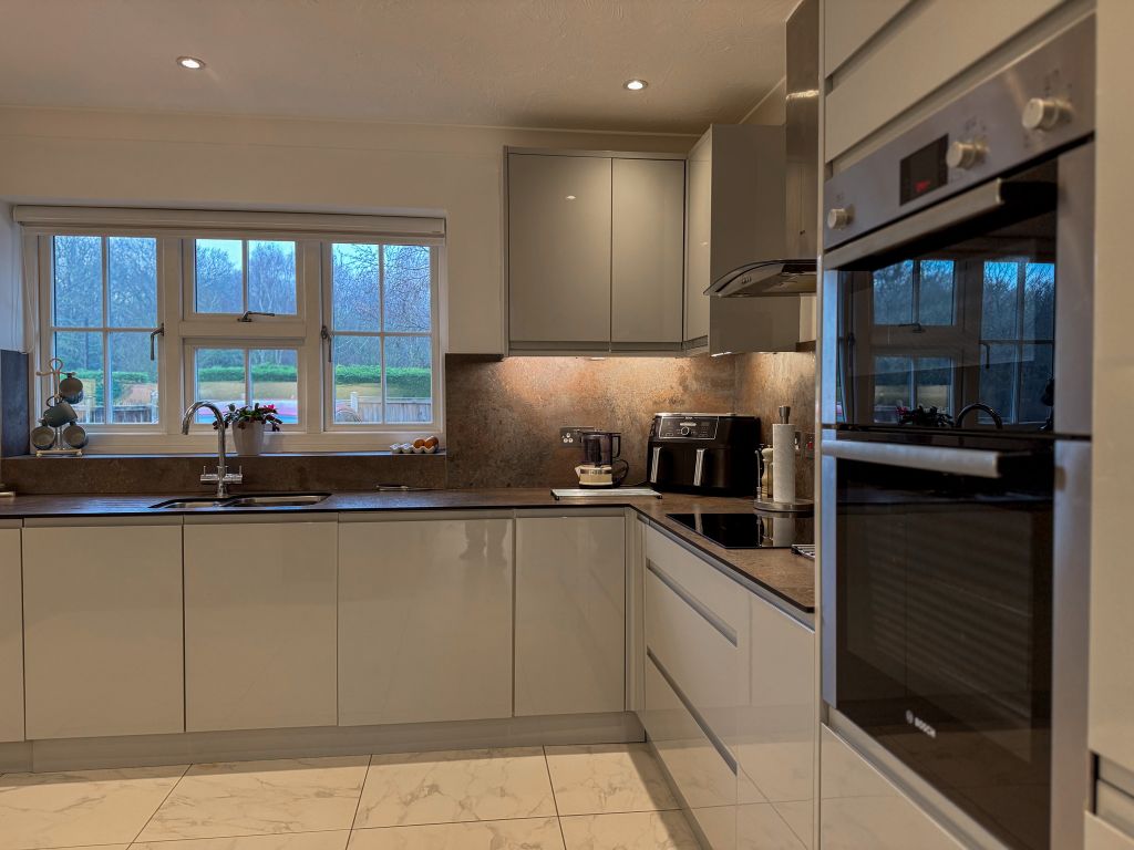 Property photo 3 of 40 Img_8088