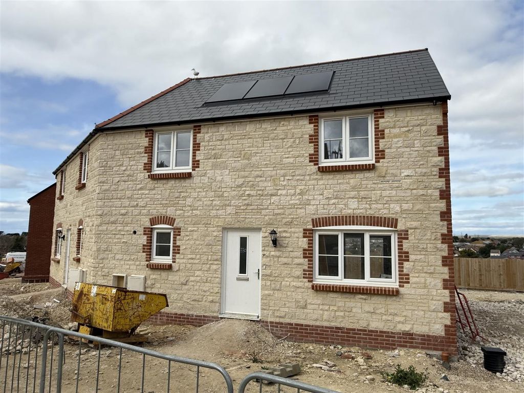 Property photo 1 of 13 Plot 330 Front.Jpeg