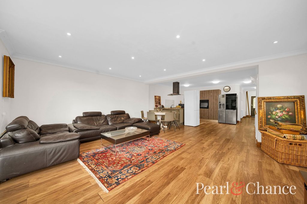 Property photo 1 of 25
