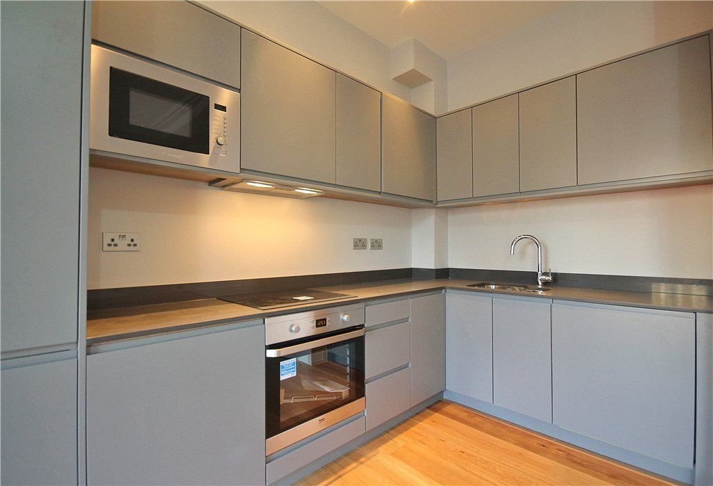 Property photo 3 of 6 Kitchen