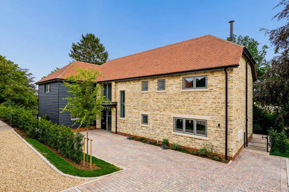 Property photo 1 of 17 Brook Barn