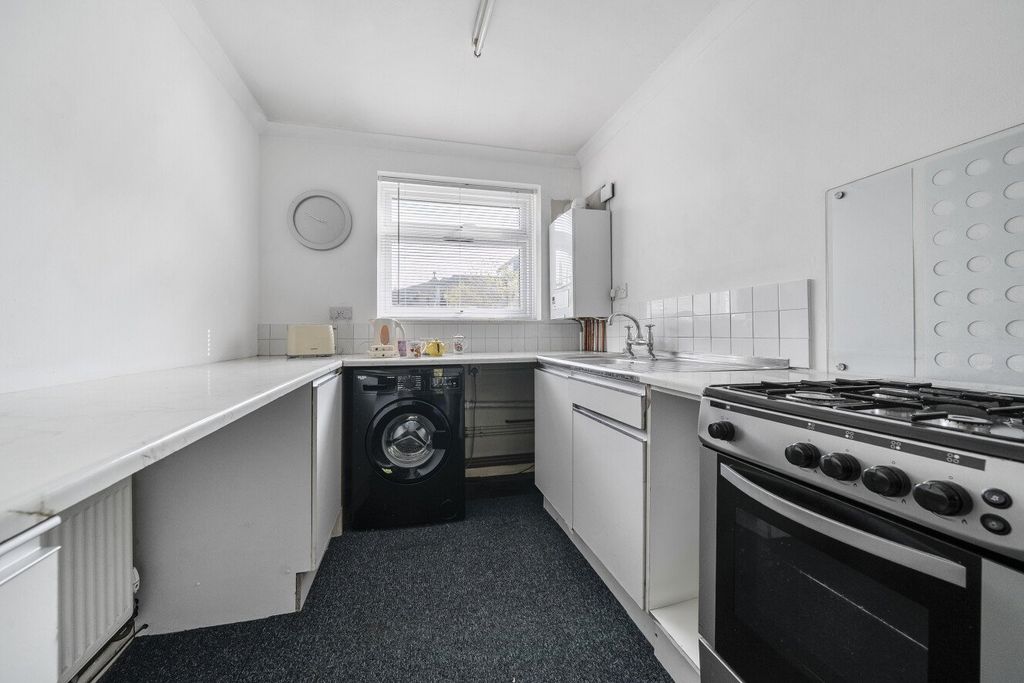 Property photo 3 of 19 Picture No. 14