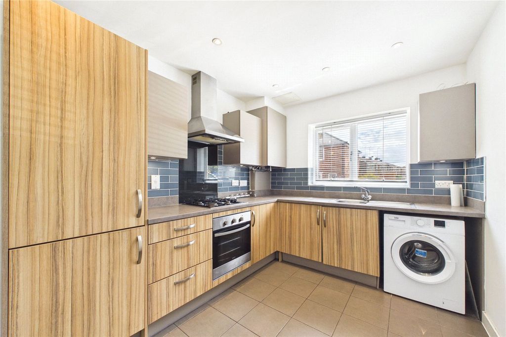 Property photo 2 of 10 Picture No. 06
