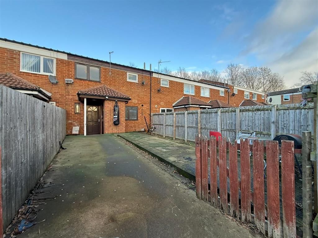 Property photo 1 of 2