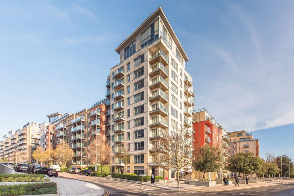 Property photo 2 of 8