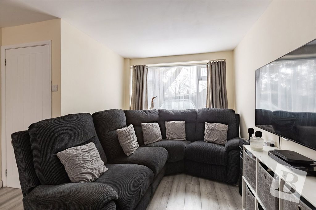 Property photo 3 of 19 Picture No. 08