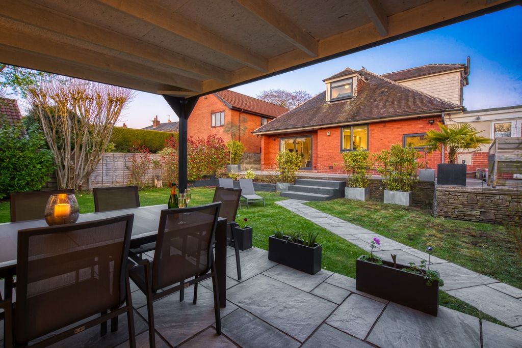 Property photo 3 of 51 4014857