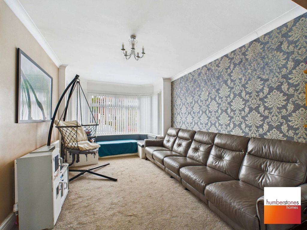 Property photo 3 of 21