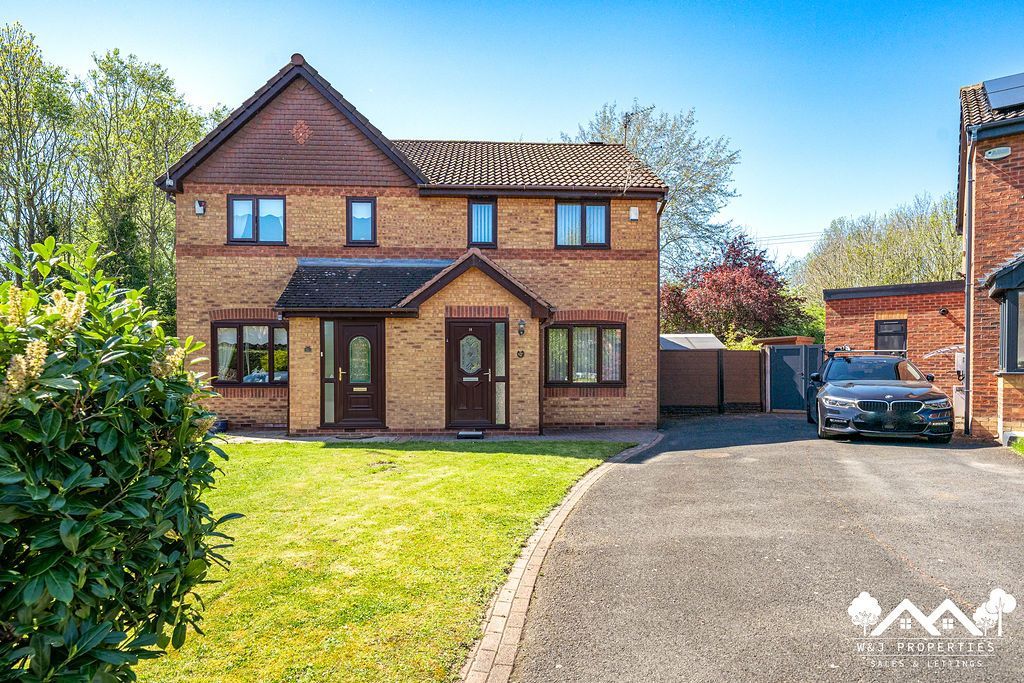 Property photo 1 of 22