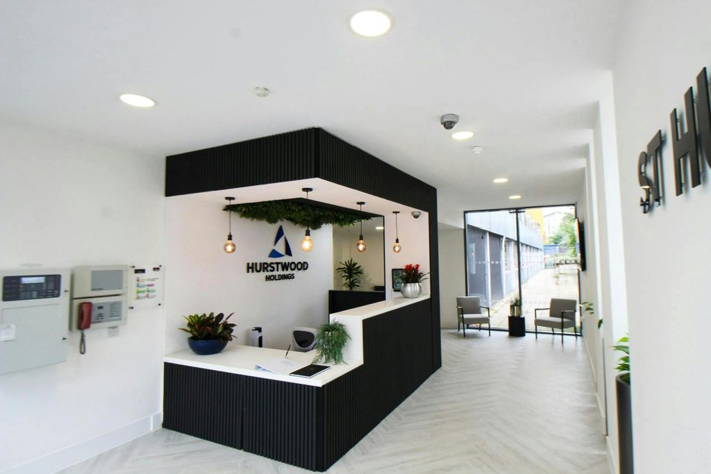 Property photo 2 of 6 195d230c693858361A9c8d4Bb1F7Be65Img8306Copiescaled.Jpeg