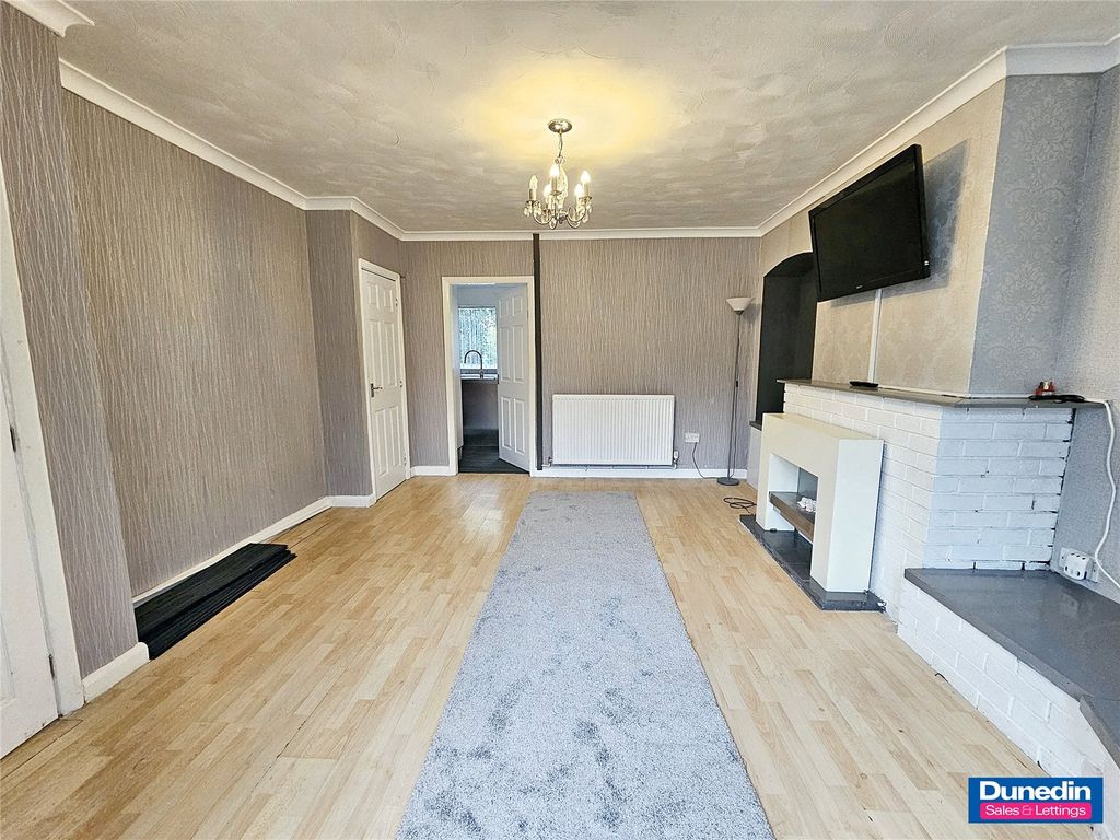 Property photo 2 of 23 Picture No. 20