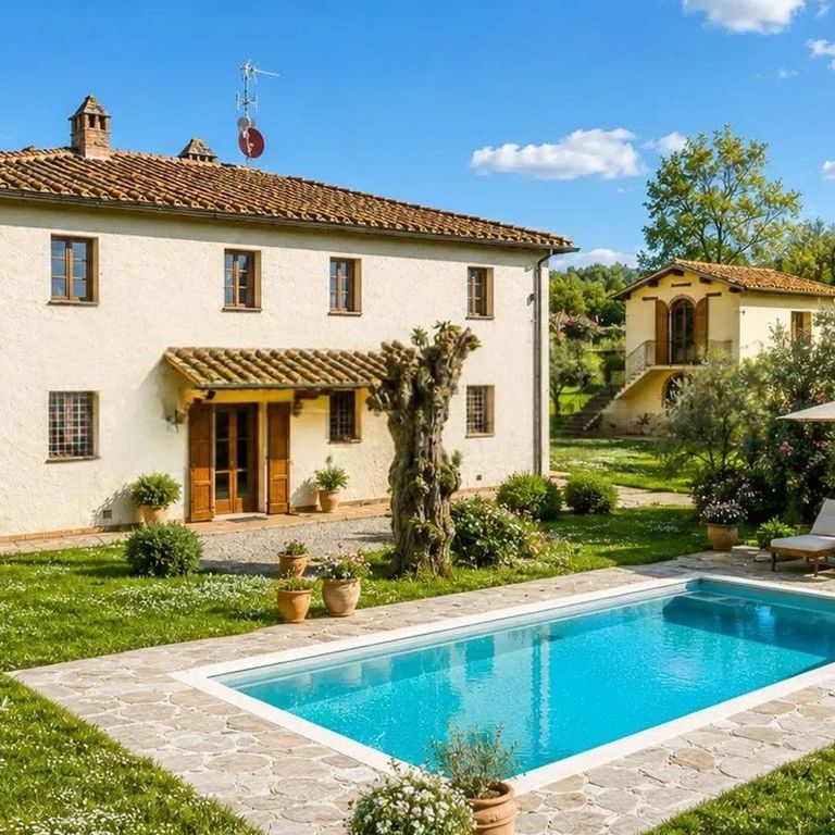 Property photo 1 of 25 Rustic Country House In Terranuova, Tuscany