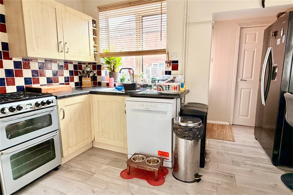 Property photo 2 of 26 (Main)